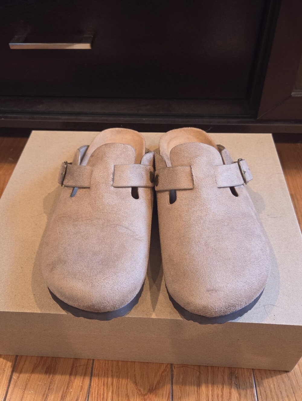 Soda Flatform Clog Sandals - Picture 5 of 6